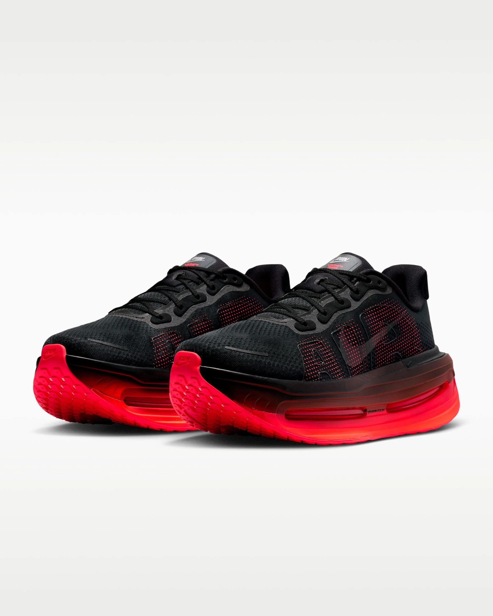 Nike vomero black crissom  - 1
