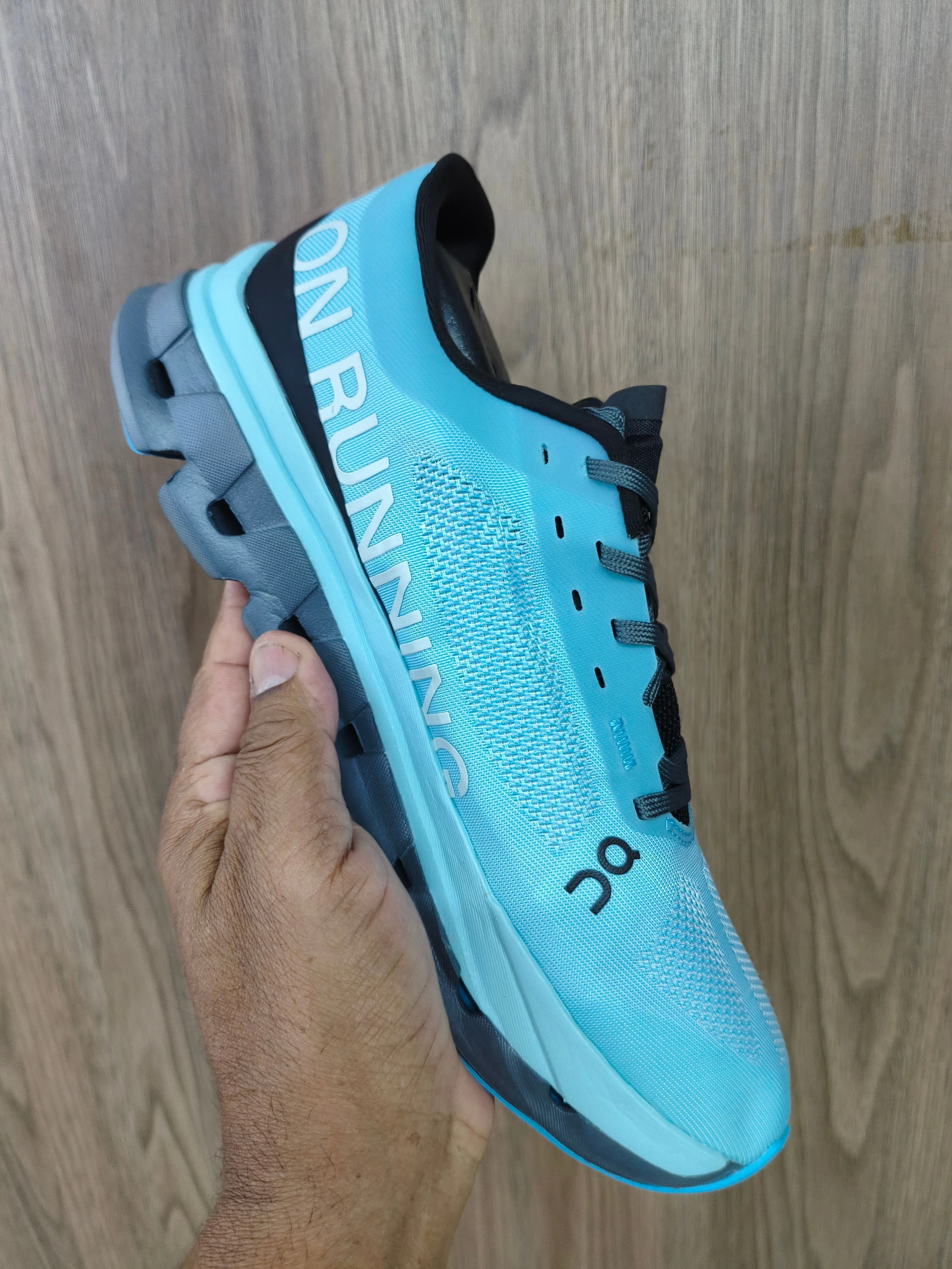 On Running azul royal - 7