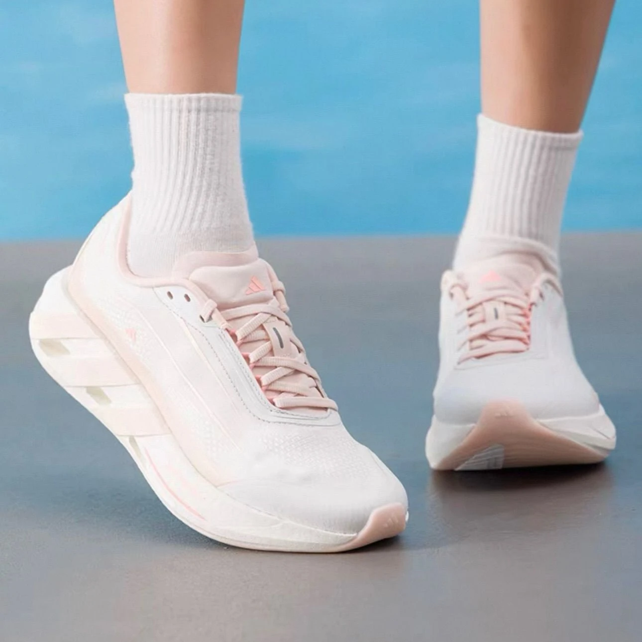 Adidas hyperboost lite - 2