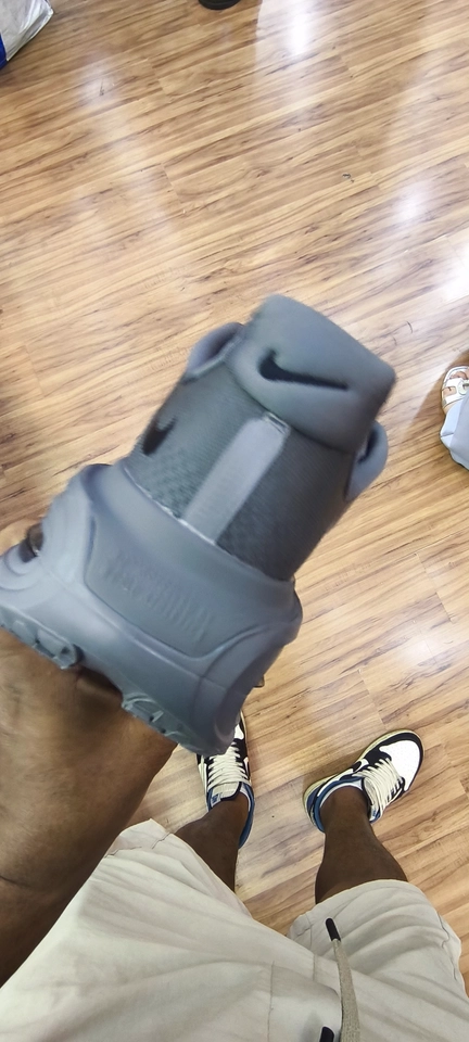 Nike vomero cinza  - 4