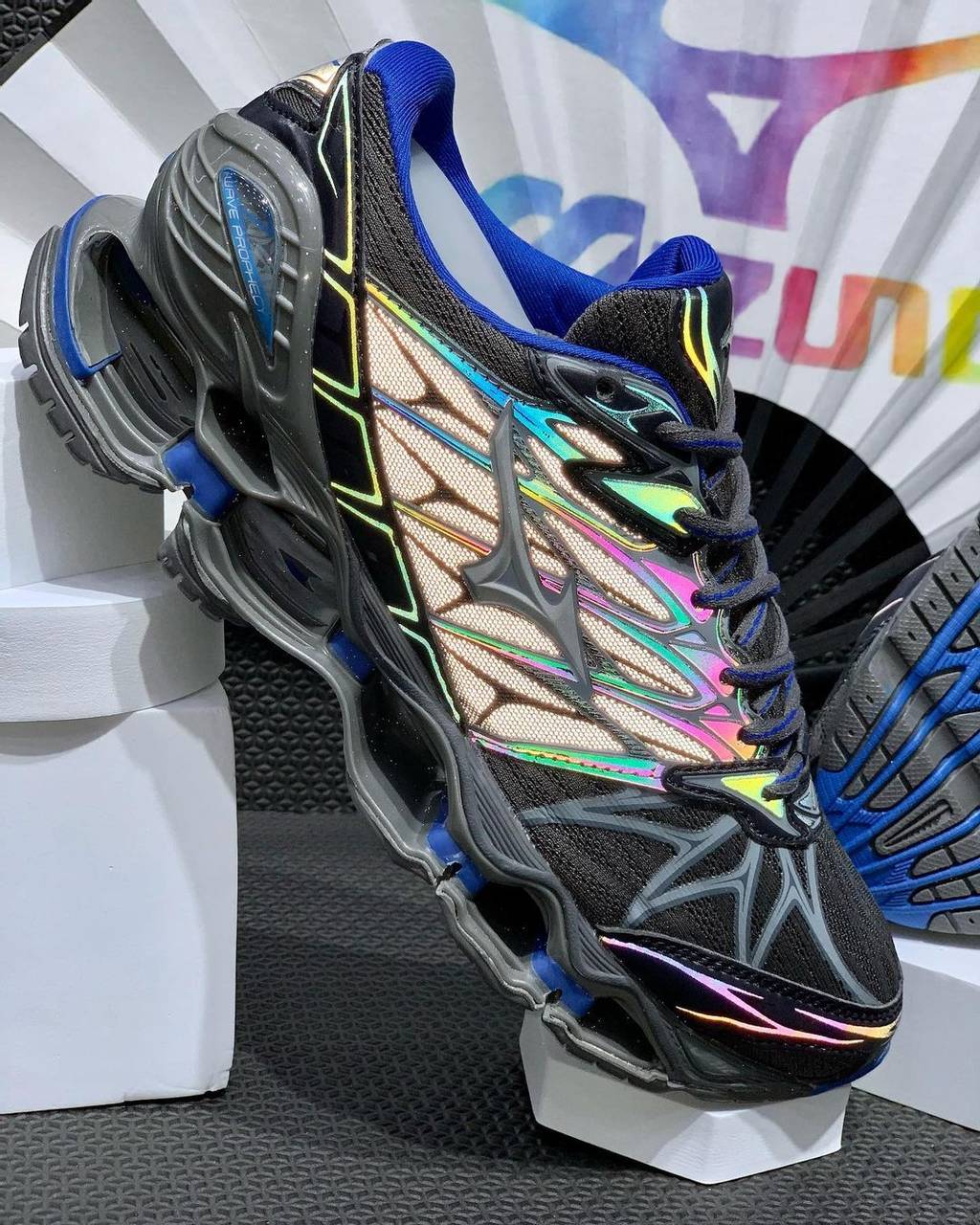 tênis Mizuno Prophecy 7 cinza camaleão 