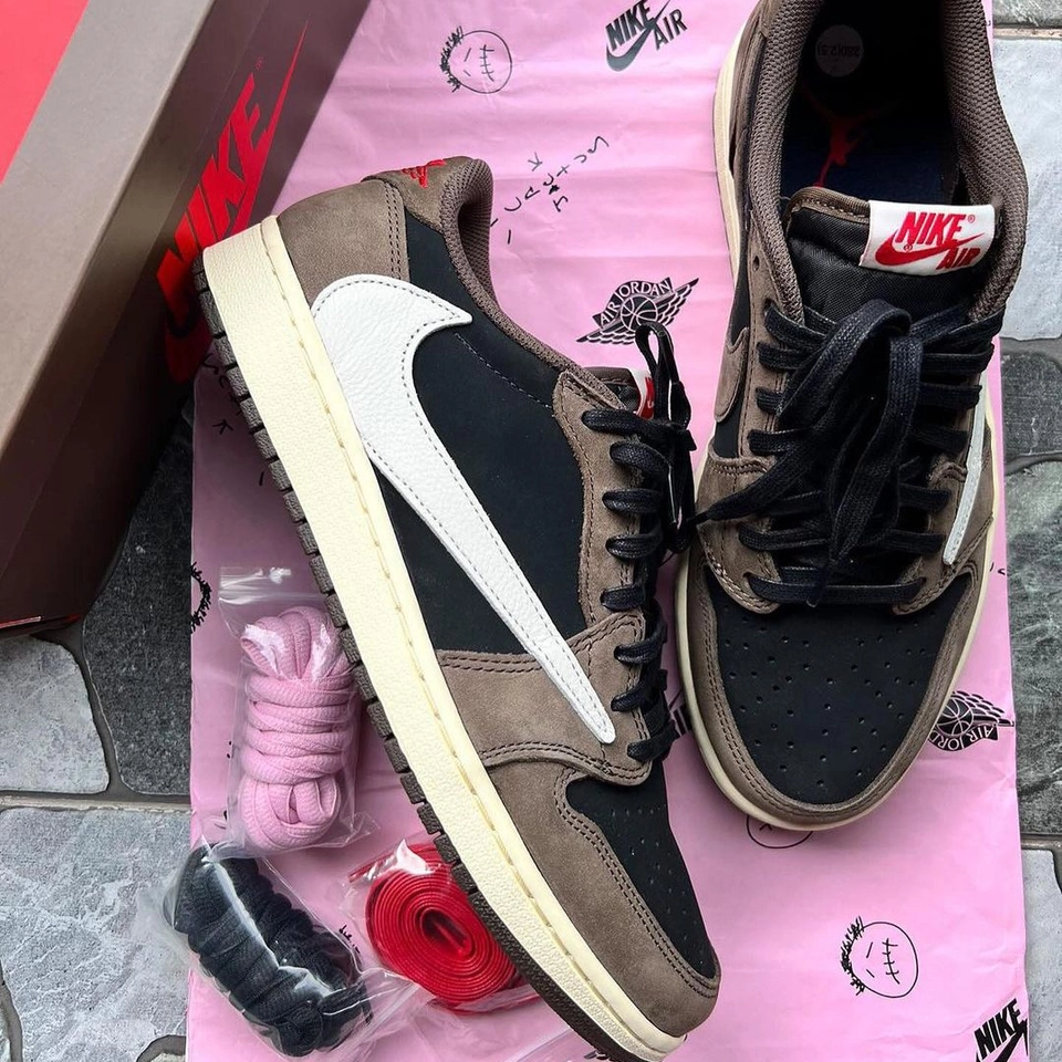 Nike Jordan Travis Scott Mocha - 5