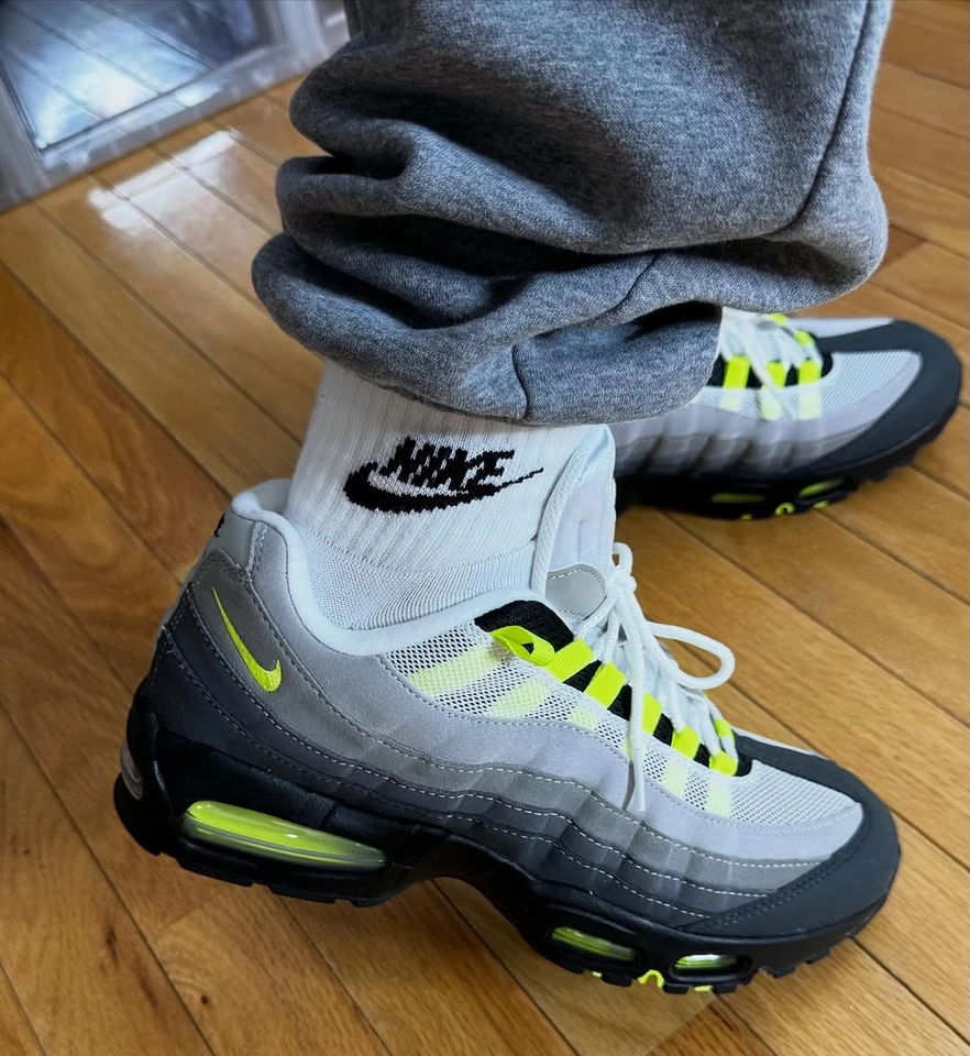Nike Air Max 95 Neon - 4