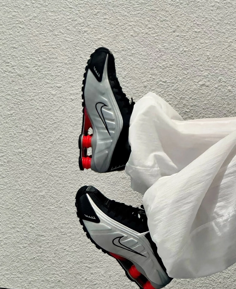 Nike Shox R4 - 4