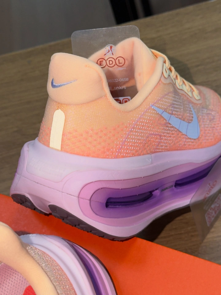 Nike vomero Tangerine  - 2