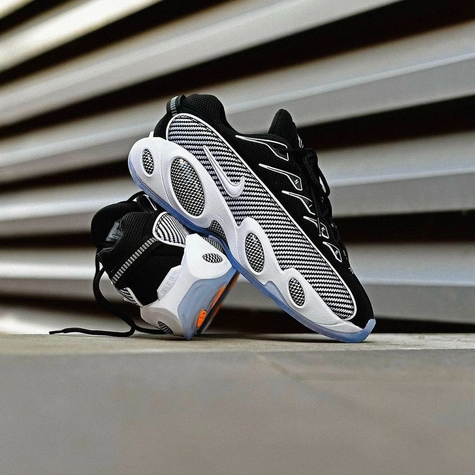Nike Nocta Glide - 3