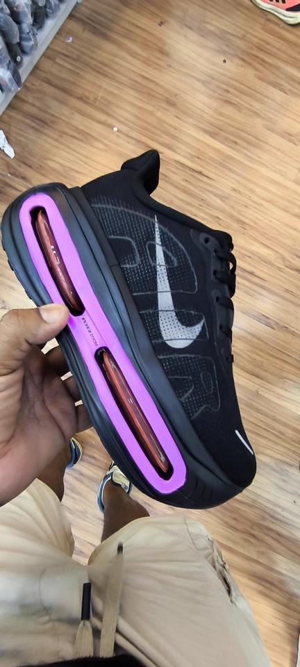 Nike vomero preto e roxo  - 1