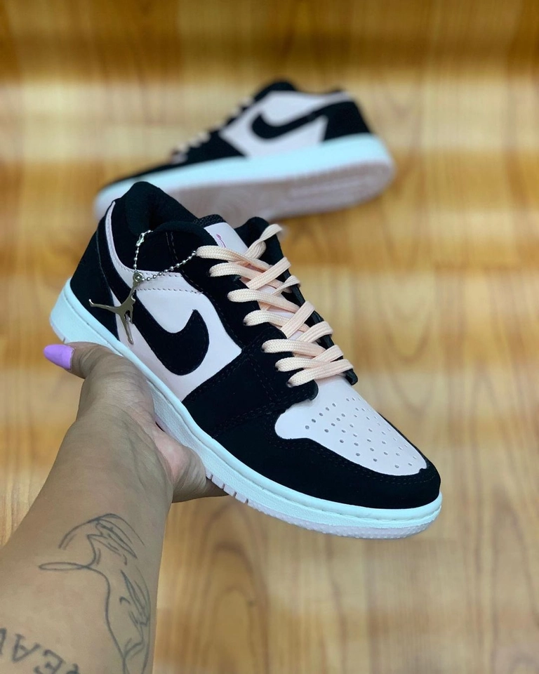 Nike Jordan preto e rosa - 2