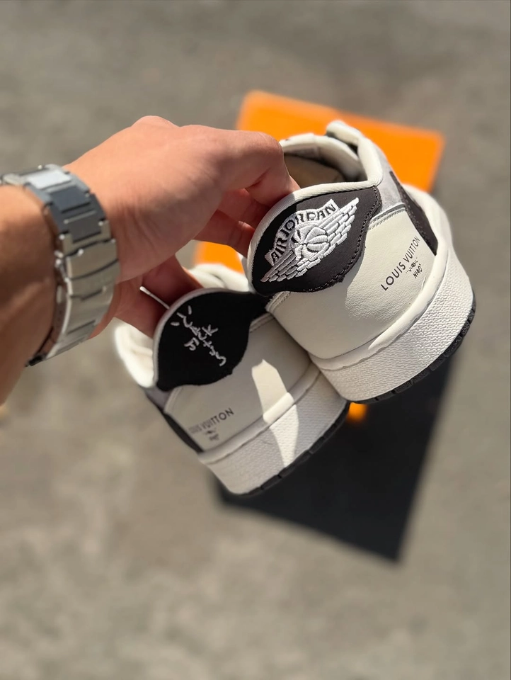 Air Jordan low Travis Scott LV - 5