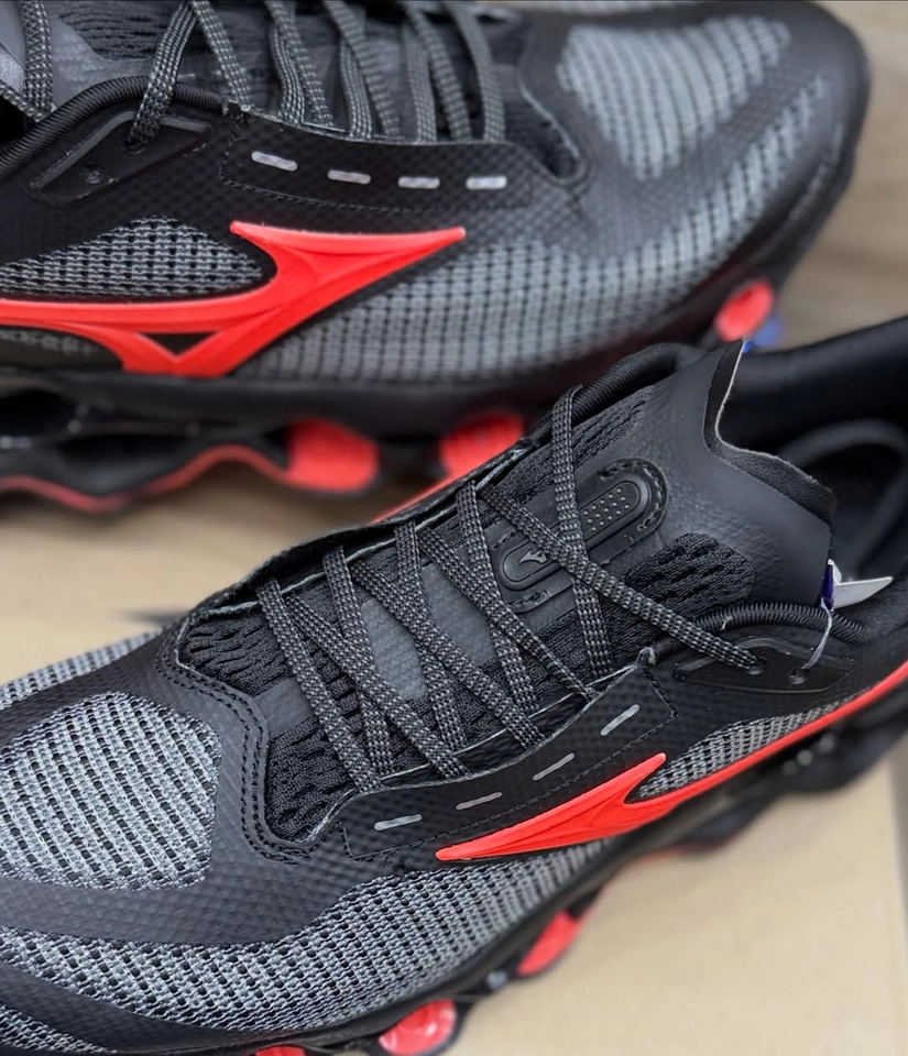 Mizuno 15  preto e red - 2