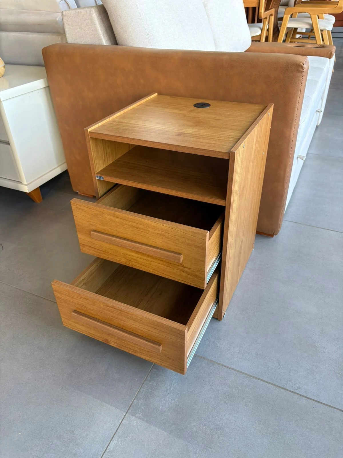 MESA DE CABECEIRA BARCELONA C/ USB - 2