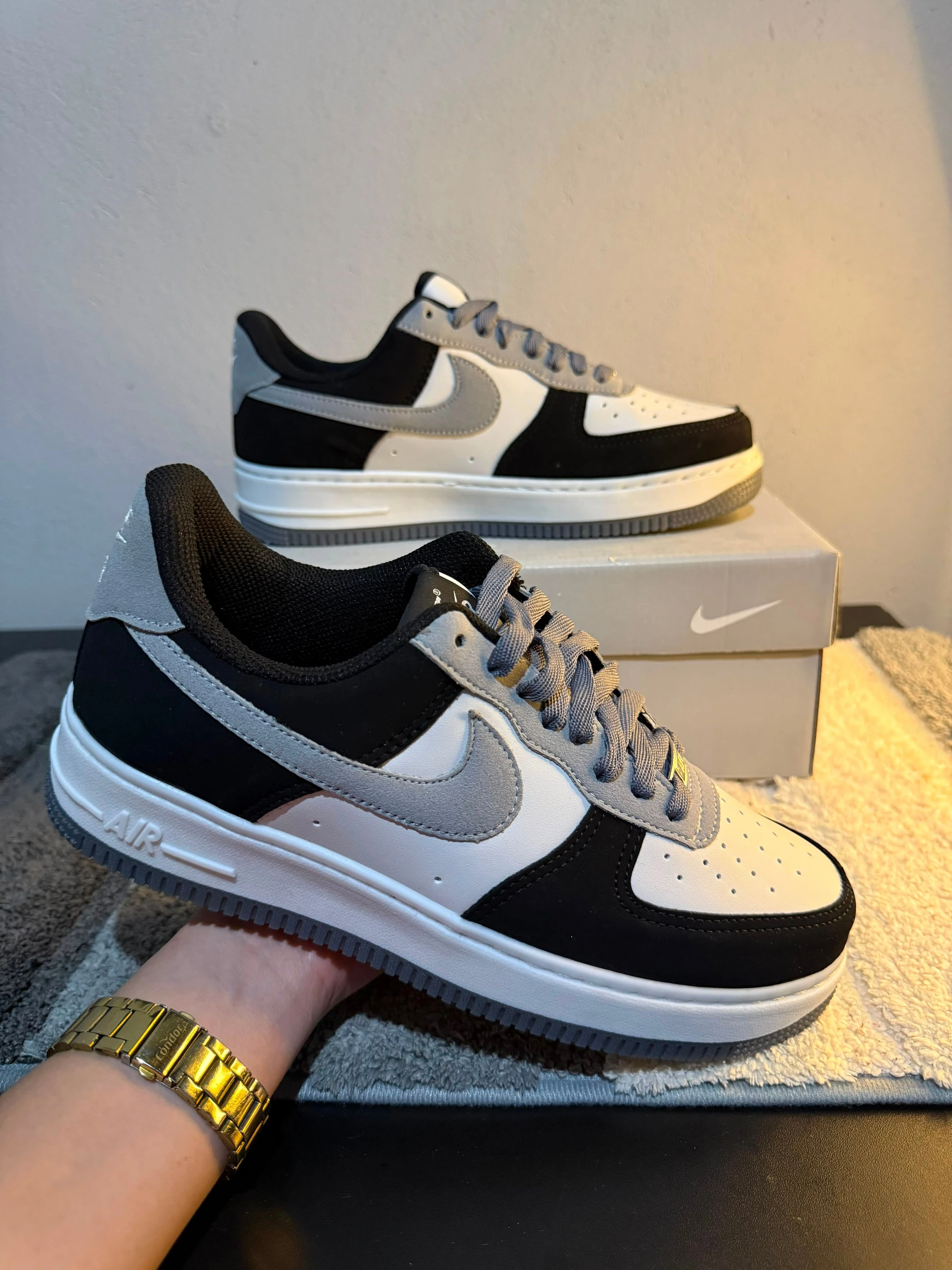 Nike Air Force 1  - 1