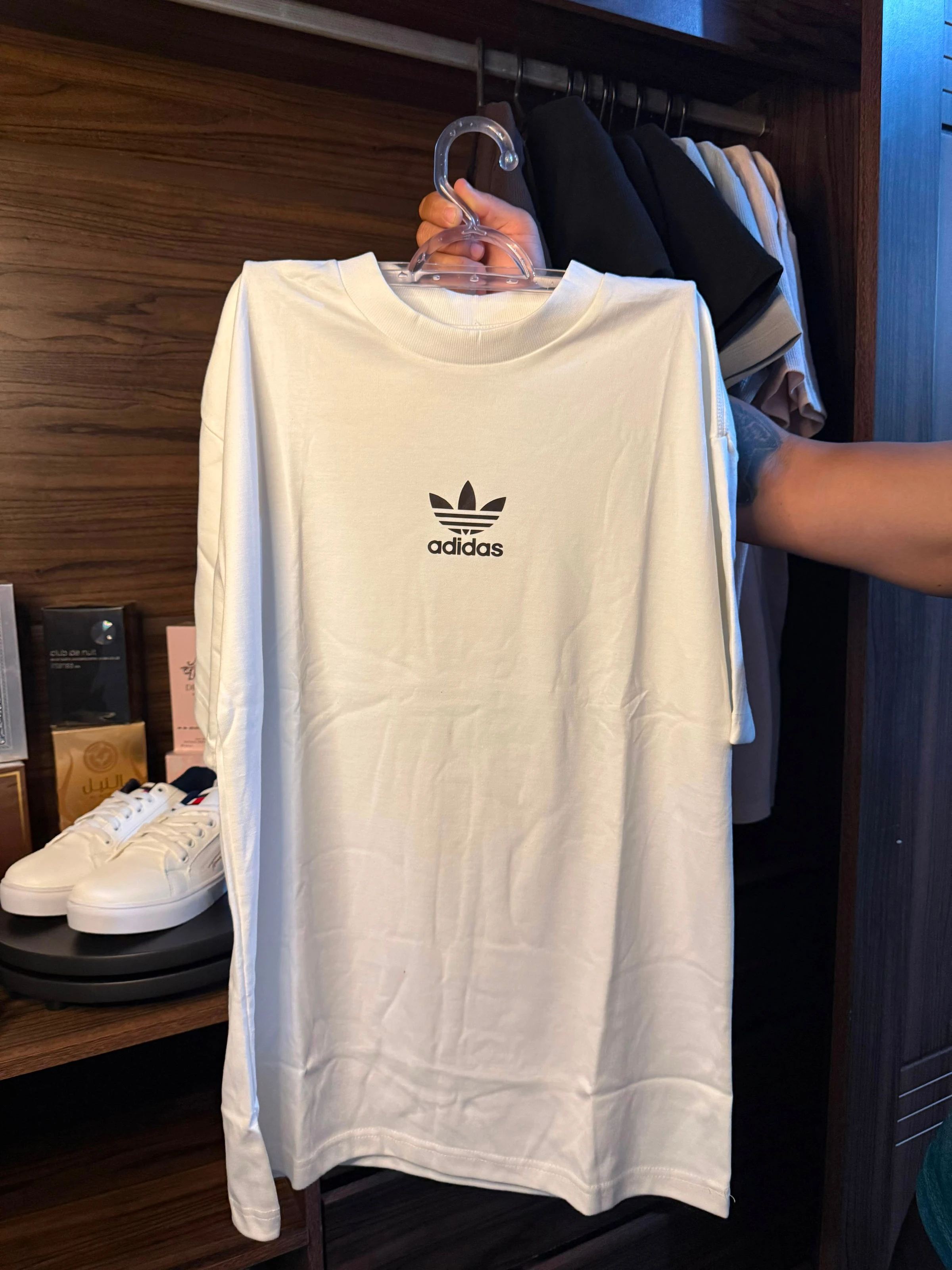 OVERSIZED ADIDAS  - 1