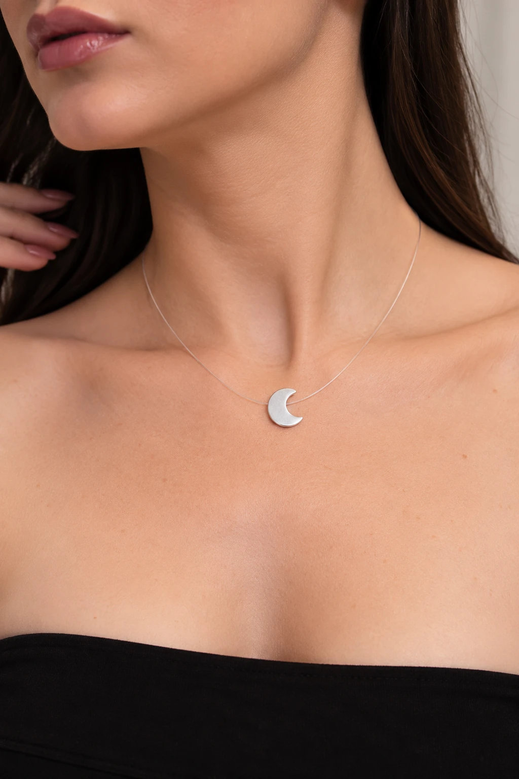 Gargantilha fio de nylon  lua  - 1