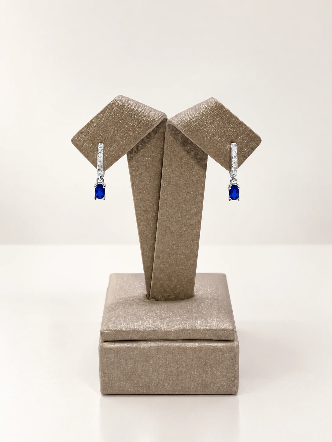  Argola com pingente  - 1