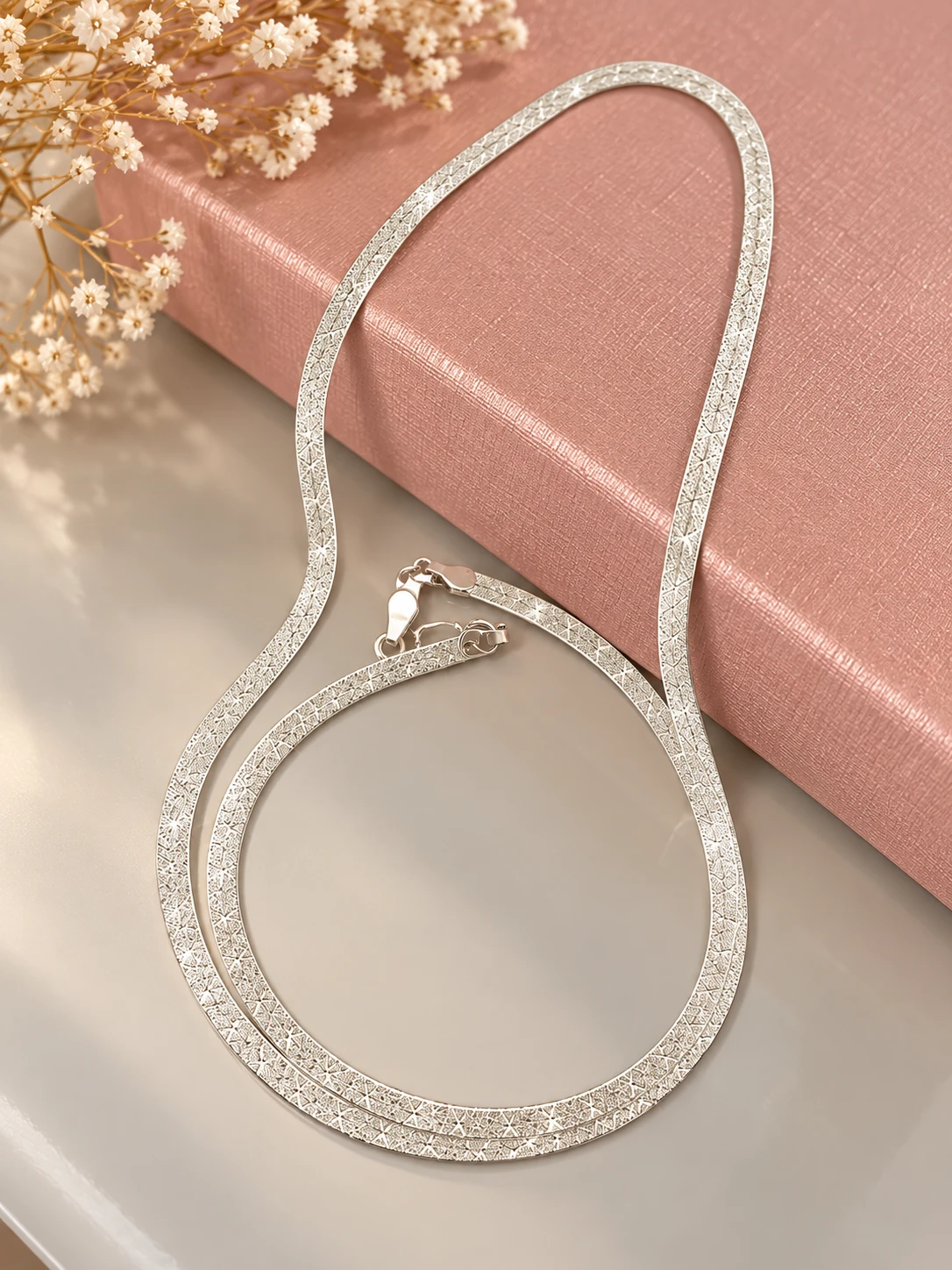 Choker laminada em prata. 925 - 2