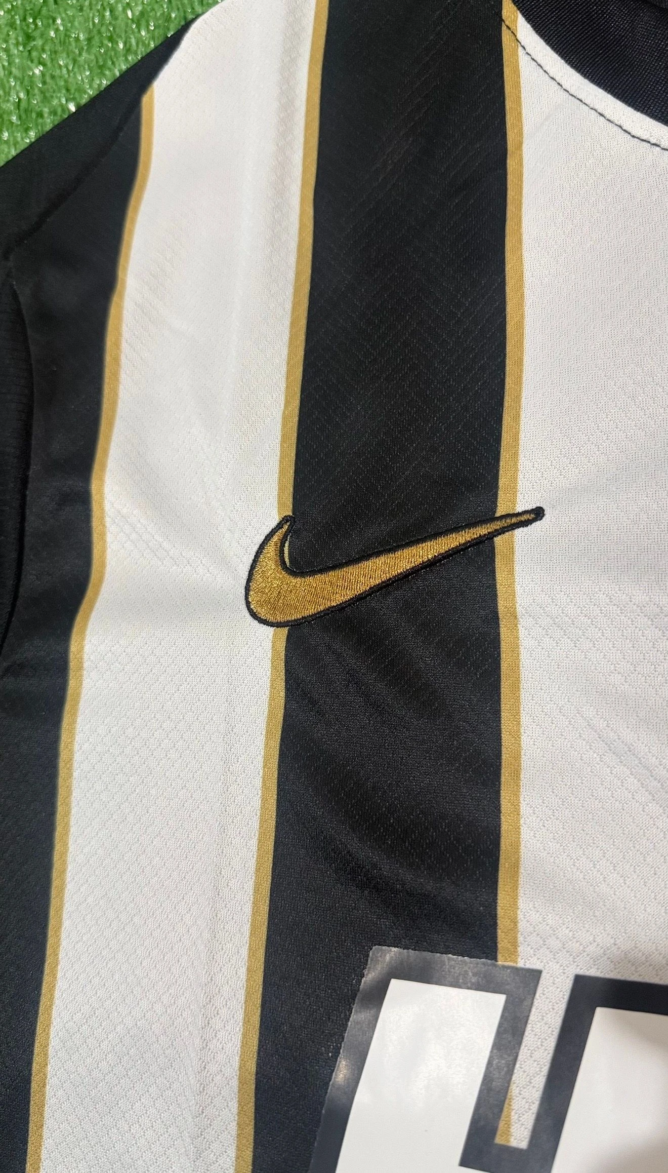 CAMISA DO ATL MINEIRO I 26/27 - LISTRADA - MODELO MASCULINO  - 5