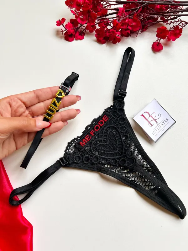 Calcinha Bordada + Gargantilha Personalizada 