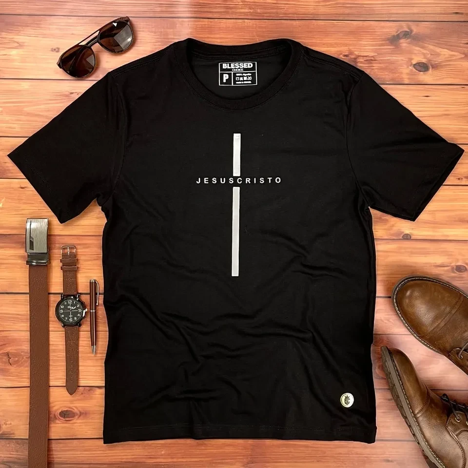 Camiseta Masculina Preta Cruz Prata Jesus Cristo - 1