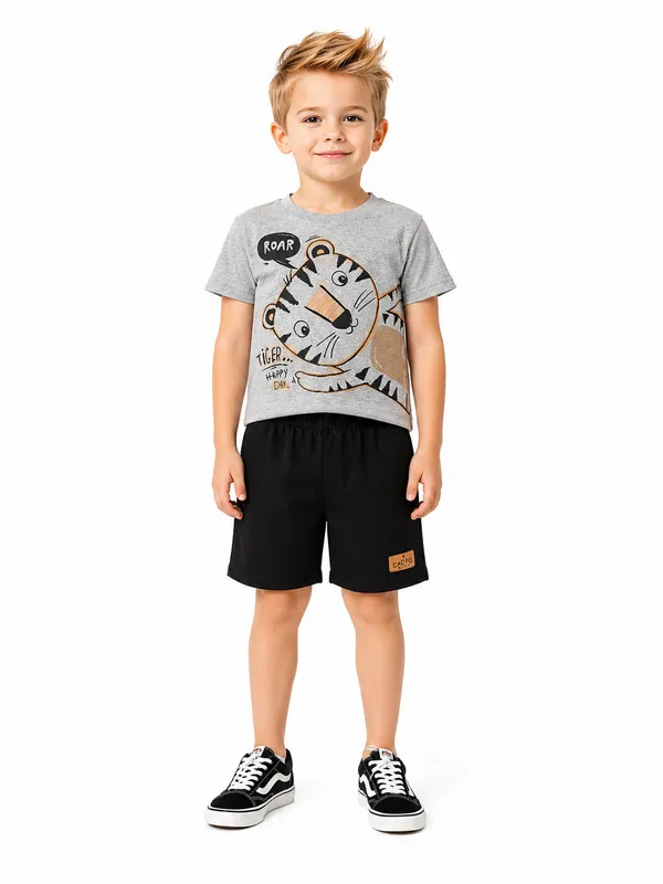 Conjunto Masculino Camiseta Cinza 🐯 