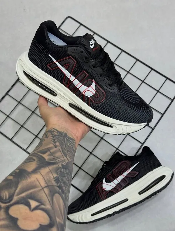 Nike Vomero Premium