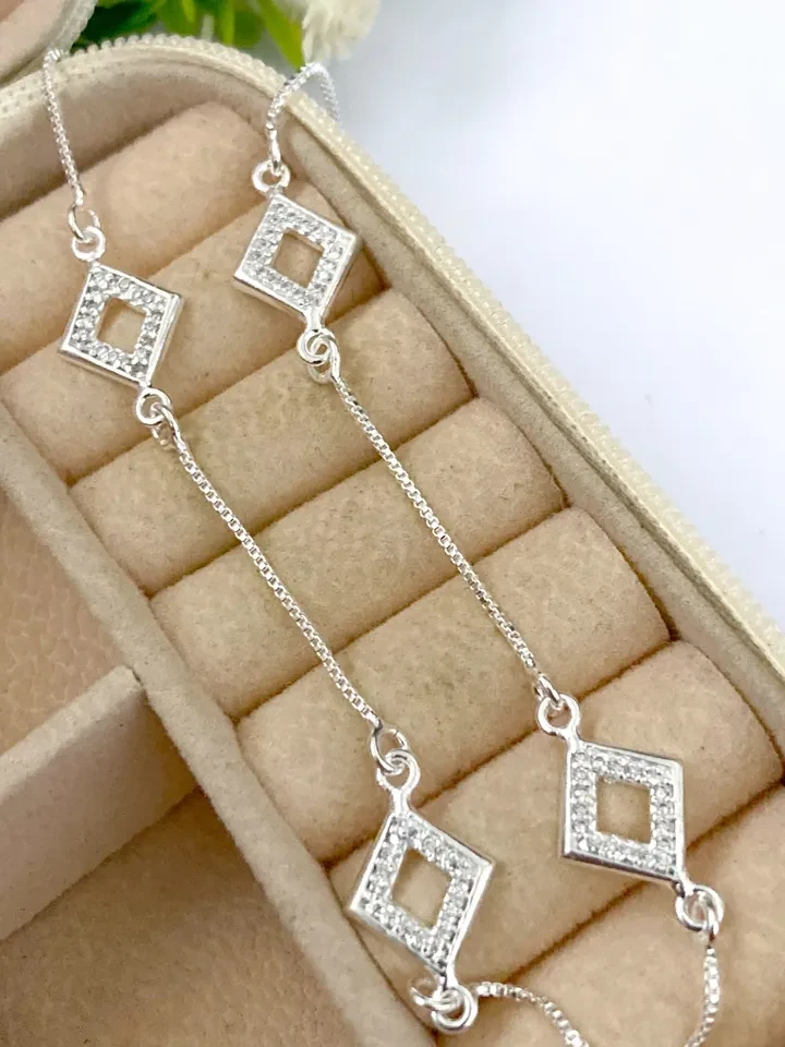 Choker (F1058) - 2