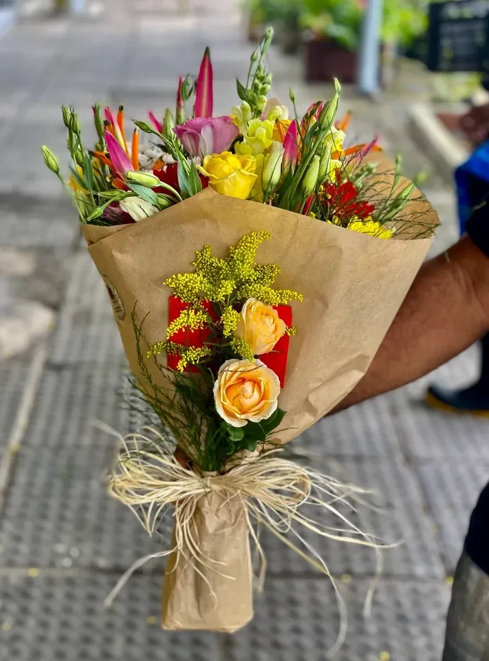 BUQUÊ MISTO (REF019) - 1