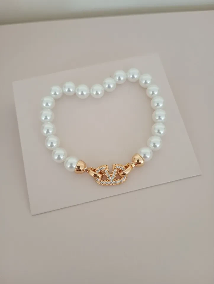 Pulseira VP Pérolas V Cravejada  - 1