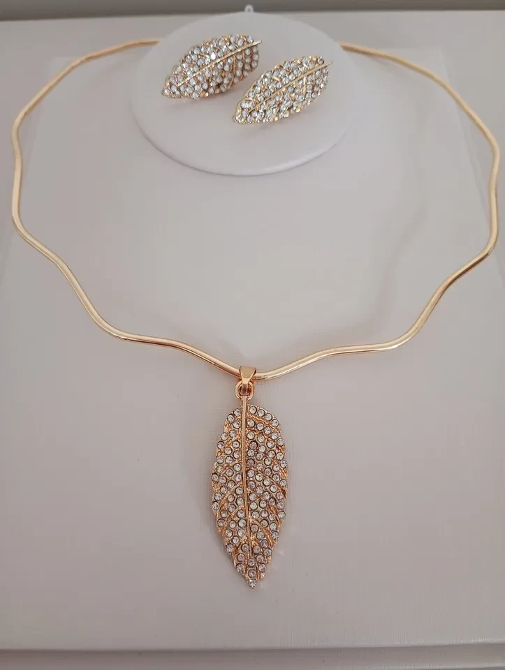 Conjunto VP Aro Folha Cravejada com Strass - 5