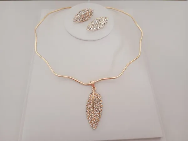 Conjunto VP Aro Folha Cravejada com Strass
