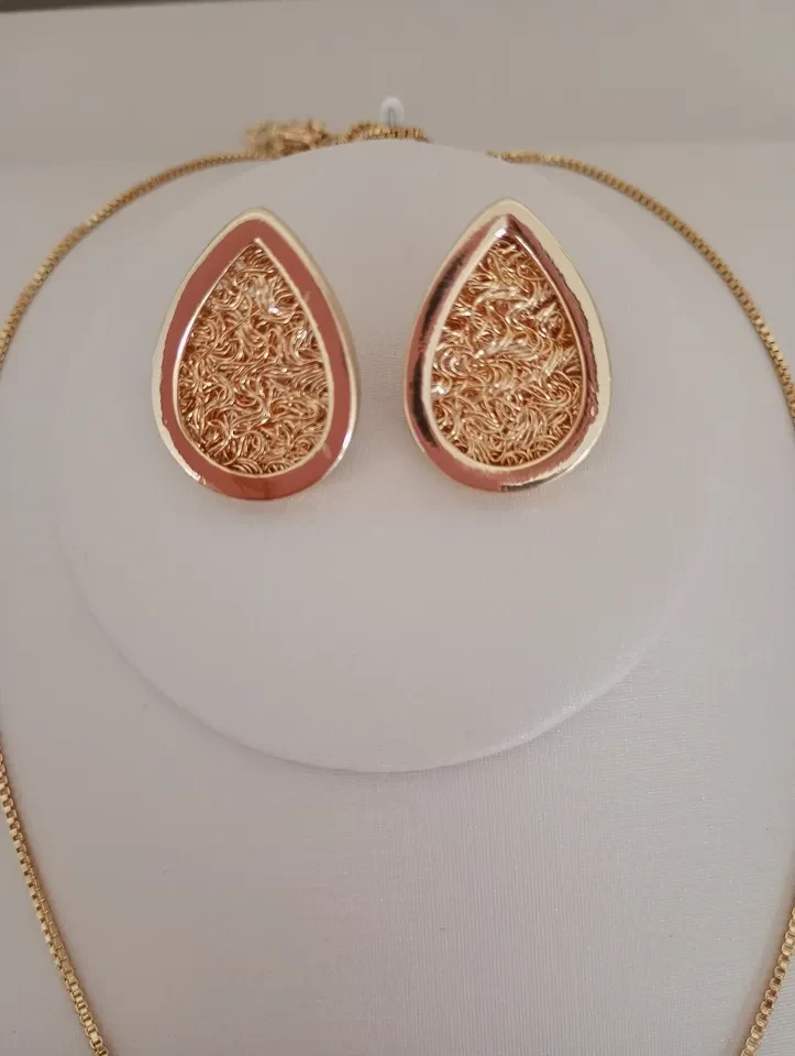 Conjunto VP Gota Detalhada - 2