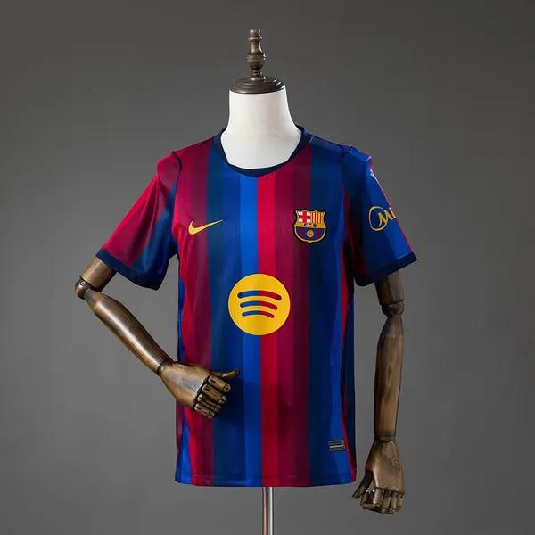 Camisa Barcelona I 26/27 - Torcedor Nike Masculina - Azul e vermelha 