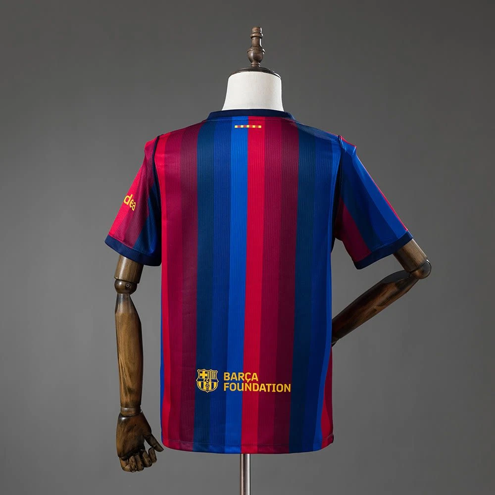 Camisa Barcelona I 26/27 - Torcedor Nike Masculina - Azul e vermelha  - 2