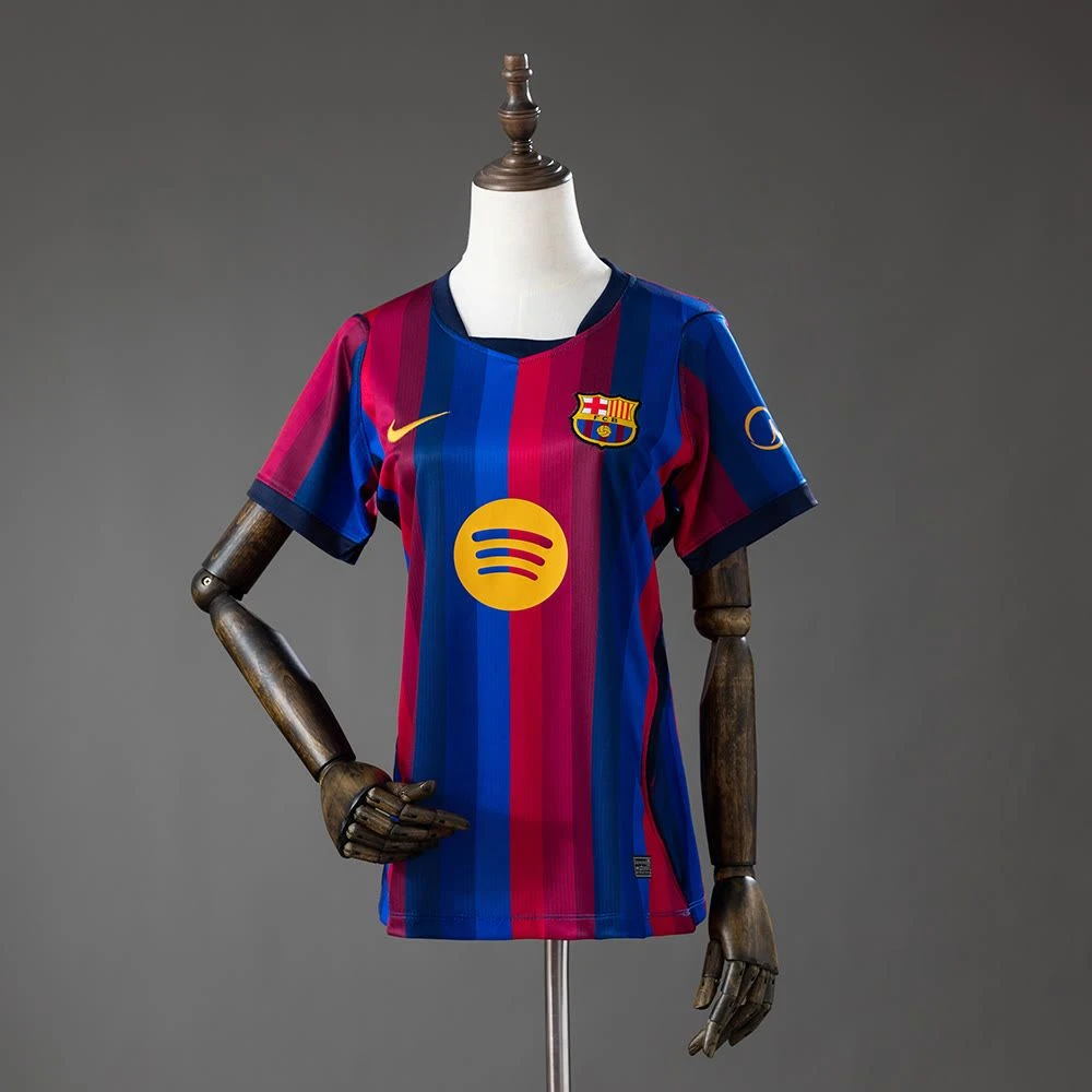Camisa Barcelona I 26/27 - Torcedor Nike Feminina - Azul e vermelha - 1