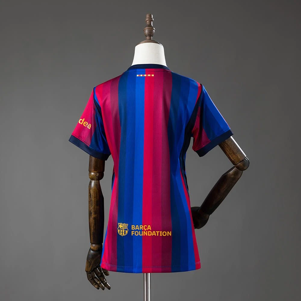 Camisa Barcelona I 26/27 - Torcedor Nike Feminina - Azul e vermelha - 2