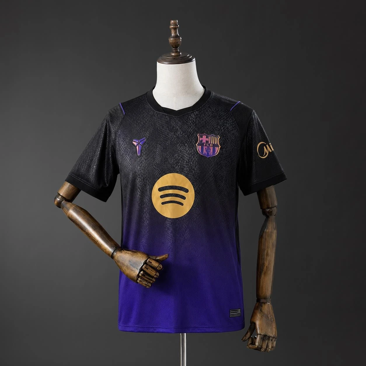 Camisa Barcelona II 26/27 - Torcedor Nike Masculina - Roxa - 1