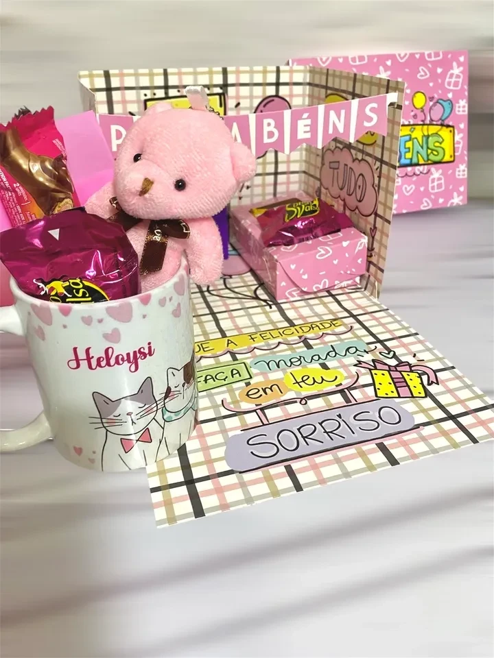 Caixa aniversario cenario com caneca personalizada  - 2