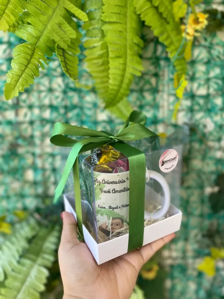 Caixa Vitrine com caneca  - 1