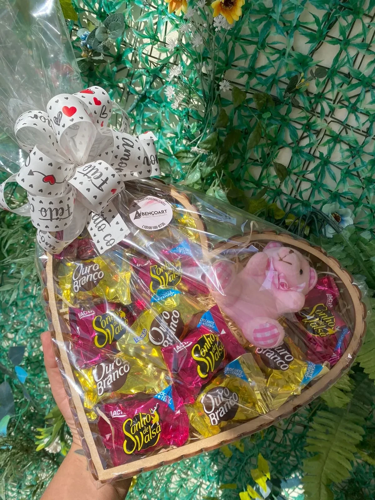 Coração G com bombons e ursinho  - 2