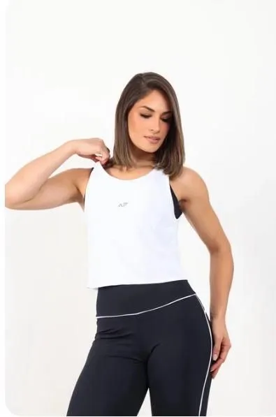 Cropped regata