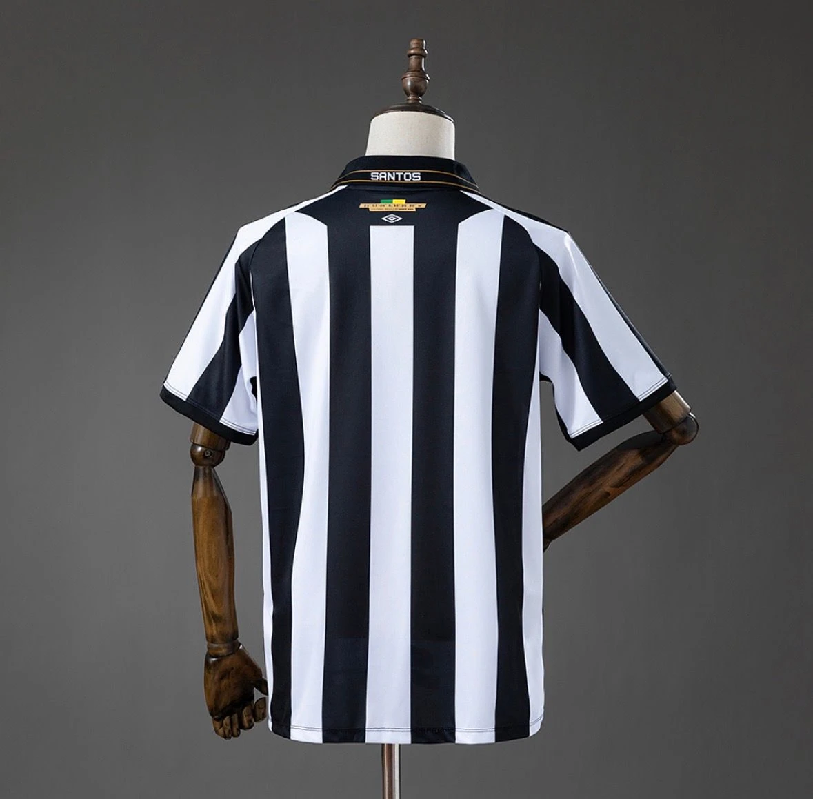Camisa Santos Listrada 26/27 - Modelo Torcedor - 2