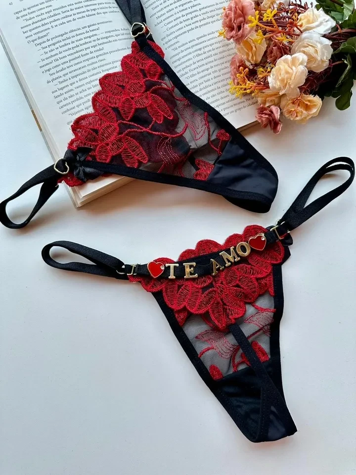 Calcinha 36 ao 48 personalizavel- preta c/ vermelho - 1
