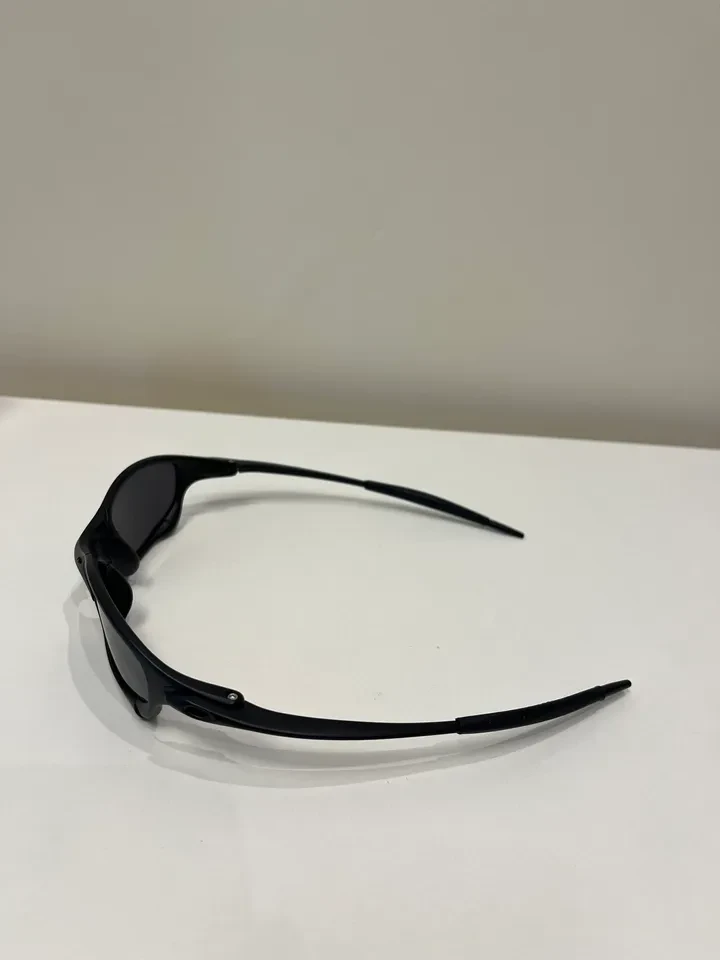 Juliet carbon black  - 4