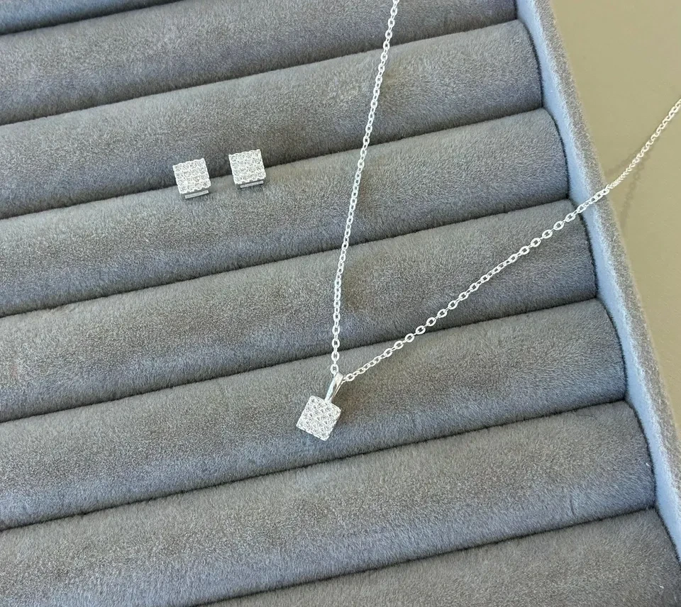 Conjunto colar + brinco quadrado cravejado 45 cm - 2