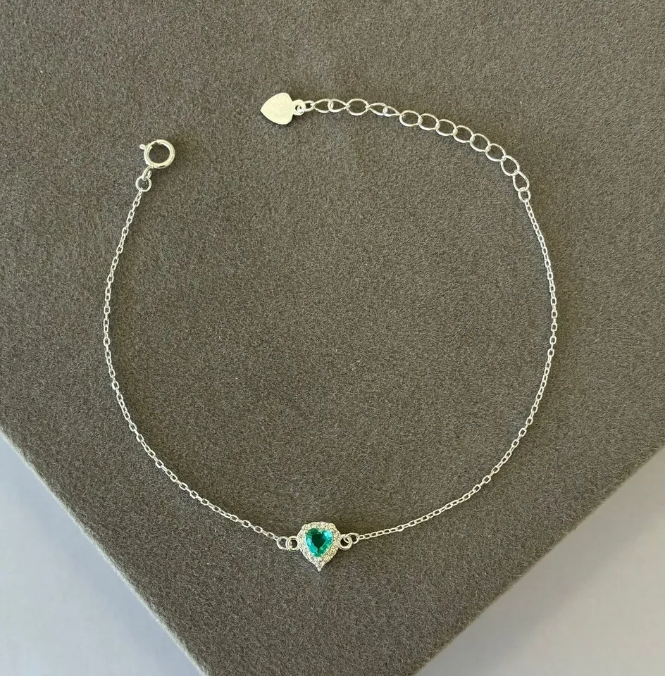 Pulseira prata cartier coração verde claro contorno cravejado zircônia - 1