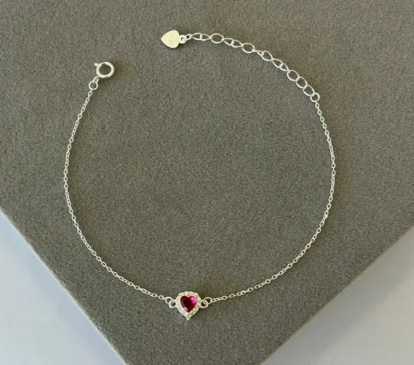 Pulseira prata cartier coração rosa escuro contorno cravejado zircônia