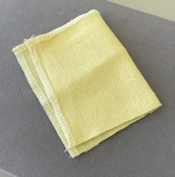Flanela 12x17 cm amarela
