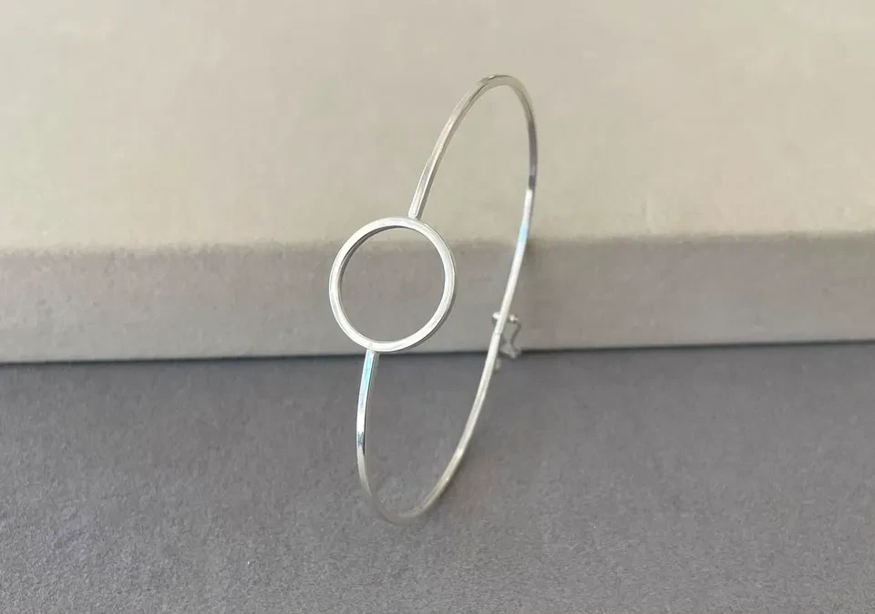 Bracelete liso redondo 1,5 mm - 2,4g - 1