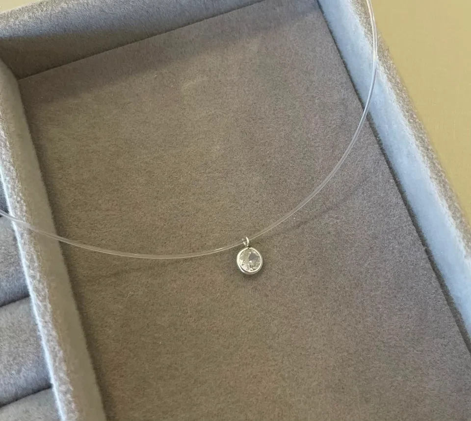 Fio de nylon com fecho em prata e banho de ródio 40 cm pingente ponto de luz - 2