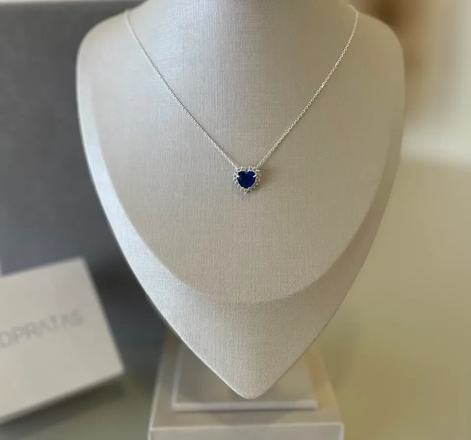 Colar cristal azul borda cravejada 45 cm - 1